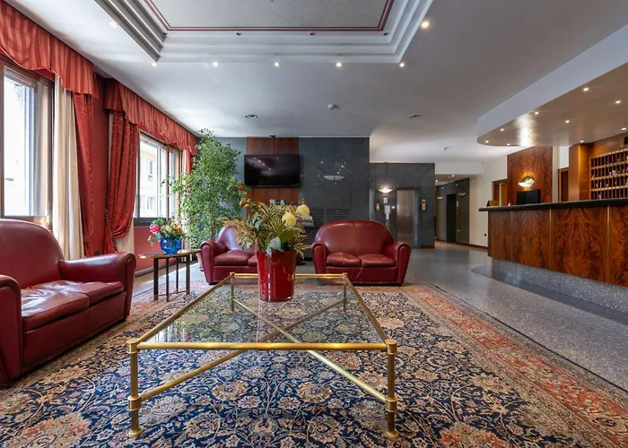 Hotel Crivi\'S